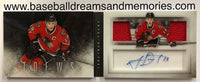 2013-14 Panini Playbook Jonathan Toews Dual Jersey Signature Booklet Card Serial Numbered 054/100