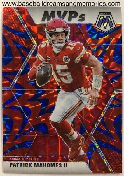 2020 Panini Mosaic Patrick Mahomes Reactive Blue Parallel Card